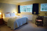 Fox and Hounds Llancarfan Hotel a 
