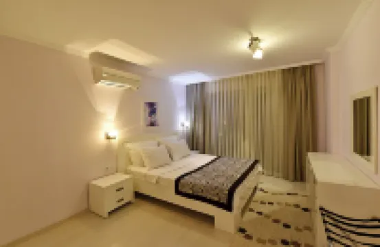 Royal Palm Residence