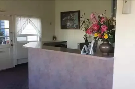 Summer Wind Budget Motel