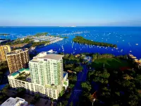 ICoconutGrove - Luxurious Vacation Rentals in Coconut Grove Hotels near CocoWalk