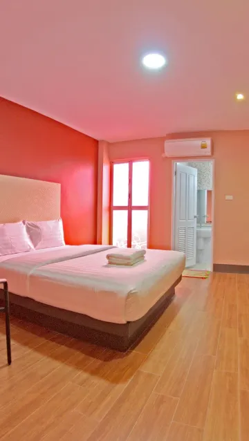 ห้องสแตนดาร์ด เตียงใหญ่ 1 เตียง