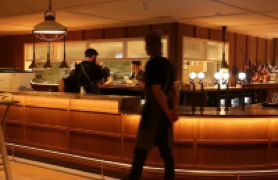 Suncourt Hotel & Conference Centre