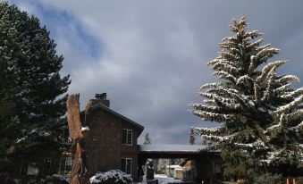 Chalet Inn