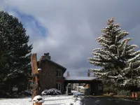 白魚鎮木屋汽車旅館