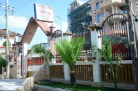 Silver Paradise Hotel