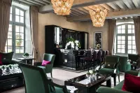 Château Lafaurie-Peyraguey Hôtel & Restaurant Lalique Hotel a Verdelais