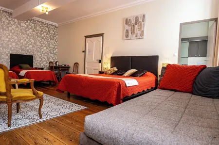 La Maison Duffour Chambres d'hôtes Avec Petit Déjeuner Отели в г. Эгийон