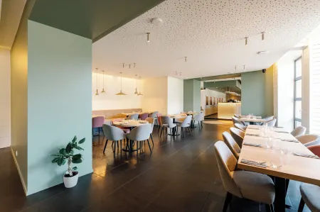 Hotel les Jardins de La Molignée Отели в г. Ас