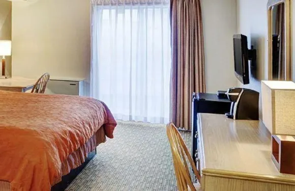 湯普森優選價值套房酒店