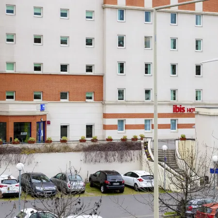 Ibis Budget Courbevoie Paris la Défense 1