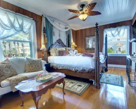 Beachfront Bed & Breakfast Hotels in St. Augustine Beach