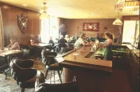 Meadow Court Inn - Ithaca Hotels in Ithaca