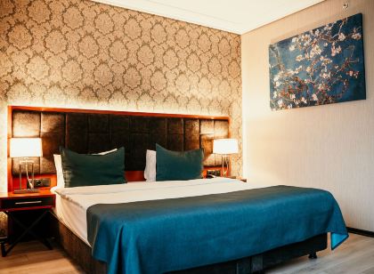 Grand Vaves Otel