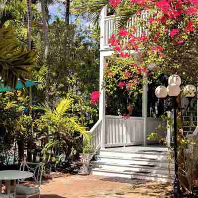 The Gardens Hotel Hotel Exterior