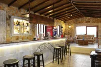 Atillas Getaway - Baarit