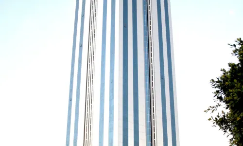 Awaliv International Hotel