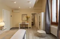 Carla's Rooms with Private Bathroom & Shared Kitchen Hoteles en Gavinana - Galluzzo