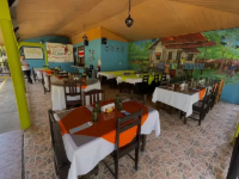 Hotel El Icaco Tortuguero Hotels in Colorado