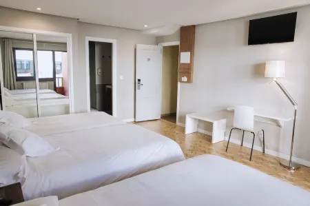 Hotel Mogay Отели в г. Comarca de Chantada