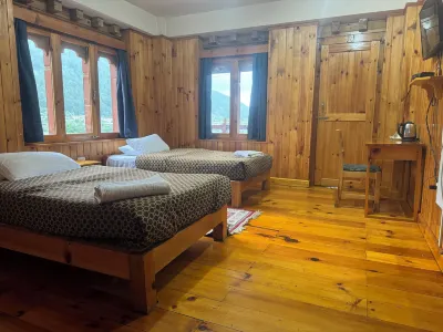 Norkhel Hotel Các khách sạn ở Jakar