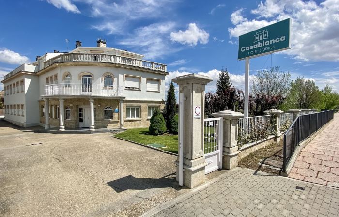 Casablanca Hotel Studios