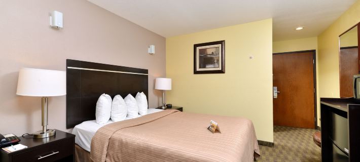 Quality Inn & Suites Elko Hotel di Elko