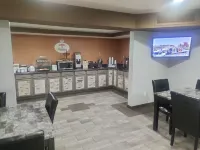 Super 8 by Wyndham Rice Lake - breakfast