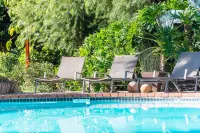 Ballinderry, the Robertson Guest House - Swimmingpools