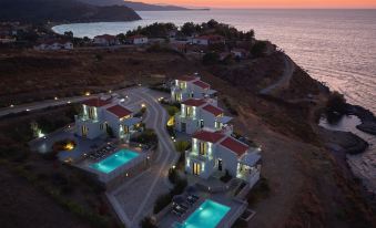 Eleia Seafront Rooms & Villas