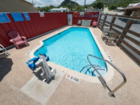 Americas Best Value Inn - Legend's Inn Hotels in Junction