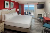 Surfside Hotel and Suites - balcony