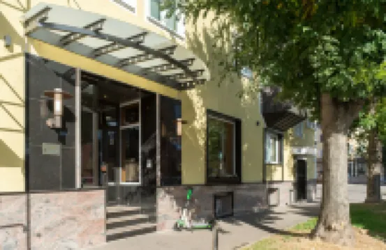 Aparthotel Astro - Nichtraucherhotel Hotels near Wangen