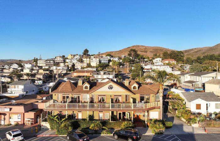 Cayucos Sunset Inn