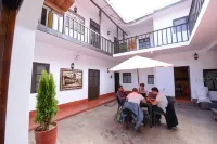 Yabar Hotel Plaza