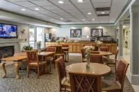 Cresthill Suites Syracuse Hotels in East Syracuse