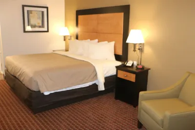 Pelican Inn Hotels in Gonzales