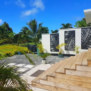 Mama Taras Bungalows