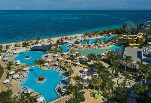 Dreams Natura Resort and Spa