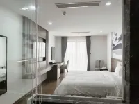 LUXURY PHOENIX HOTEL 2 Hotels in Hoang Ninh
