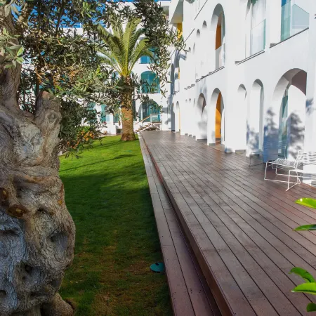 Ebano Hotel Apartments & Spa