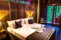Gili Treehouse