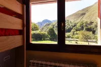 Albergue Los Avellanos - Hostel - Hostels