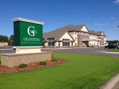 Grandstay Hotel Suites Thief River Falls - واي فاي