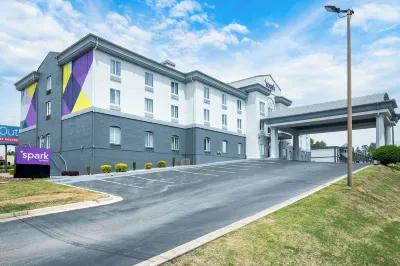 Spark by Hilton Commerce, GA Отели в г. Коммерс