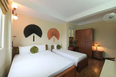 Holiday Lakeview Hotel Hotels in Hanoi