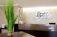 陶爾米納飯店及娛樂場