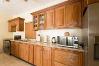New Kingston Apartments at Kensington Hotel di 
