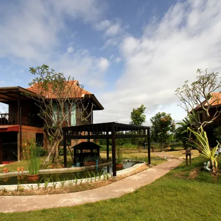 Jasmine Hills Lodge