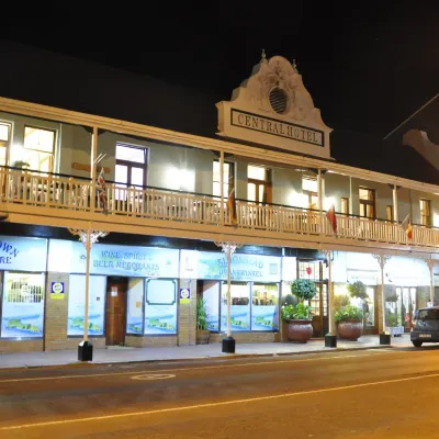 Central Hotel Guest House Hotels in der Nähe von Einkaufszentrum Harbour Bay Mall