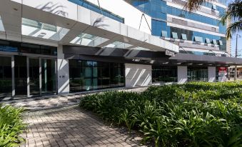 7th Avenue Oxford Residence